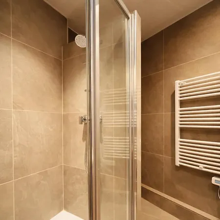 Gare De Lyon - Premium For 5 With Easy Access * Parigi