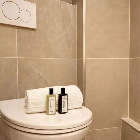 Gare De Lyon - Premium For 5 With Easy Access * Parigi